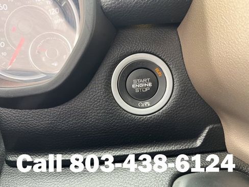 Used 2019 RAM 1500 Laramie image 21