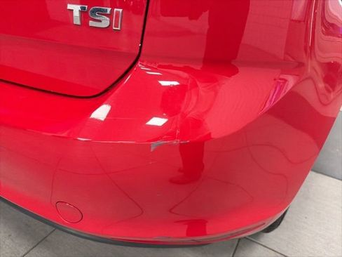 Used 2016 Volkswagen Golf S image 13