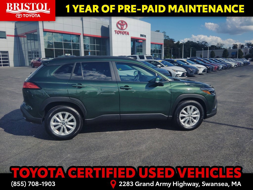 Certified 2024 Toyota Corolla Cross LE w/ Moonroof Package AWD/4WD image 8