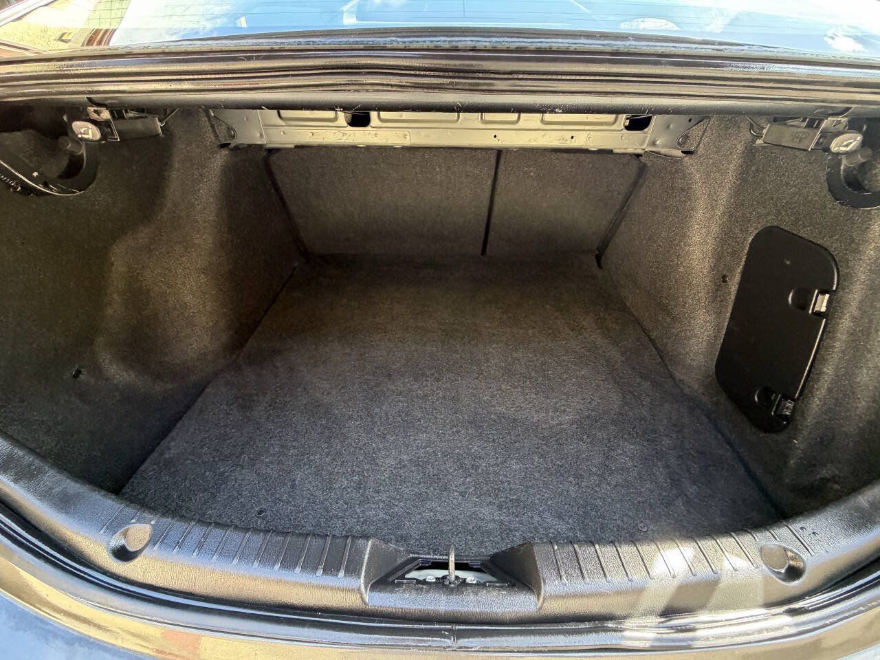 Used 2014 MAZDA MAZDA3 i Sport FWD image 24