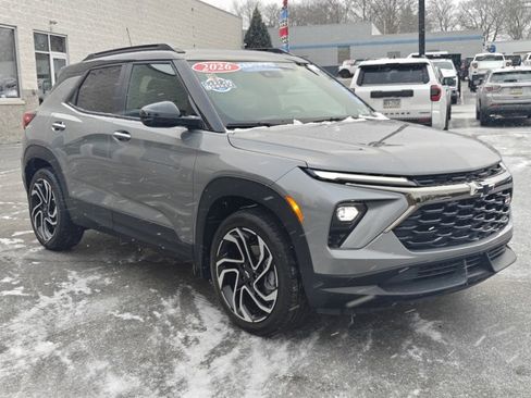 Certified 2026 Chevrolet TrailBlazer RS w/ Convenience Package image 3