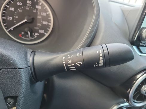 Used 2024 Nissan Sentra S FWD image 29