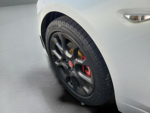 Used 2017 FIAT 124 Spider Abarth image 30