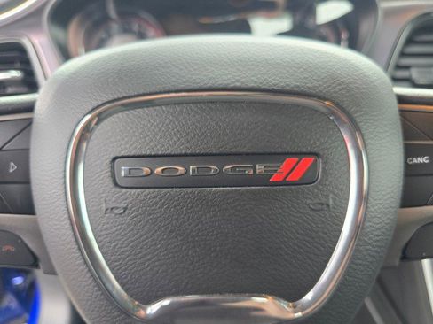 Used 2019 Dodge Challenger SXT w/ Driver Convenience Group image 38