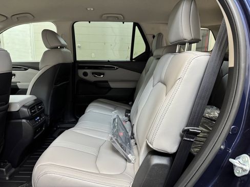 New 2025 Honda Pilot EX-L image 16