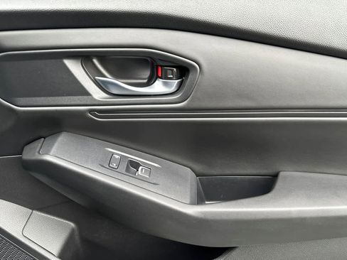 Used 2024 Honda Accord EX-L image 18