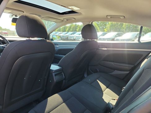 Used 2019 Hyundai Elantra Value Edition w/ Cargo Package FWD image 14