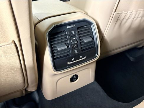 Used 2024 Porsche Macan T w/ Premium Plus Package image 33