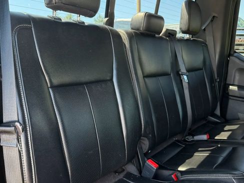 Used 2020 Ford F350 Lariat w/ Lariat Value Package AWD/4WD image 24