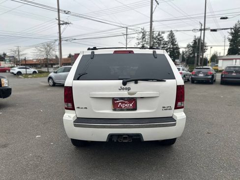 Used 2005 Jeep Grand Cherokee Limited AWD/4WD image 7
