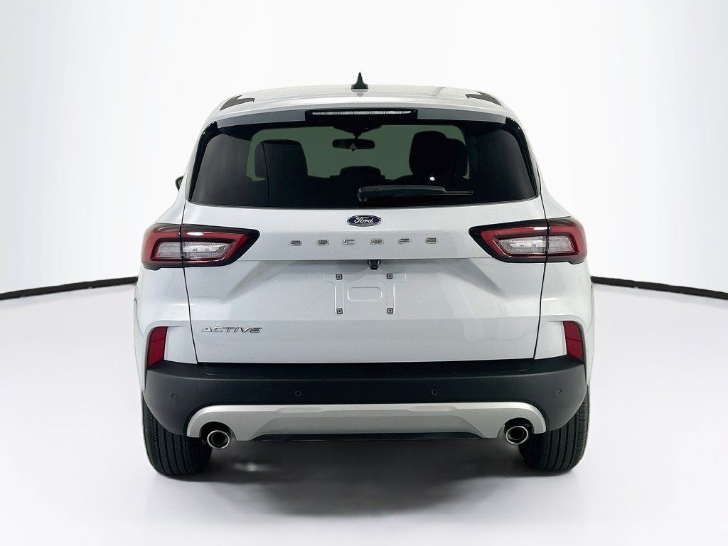 Used 2025 Ford Escape Active w/ Tech Pack #1 FWD image 6