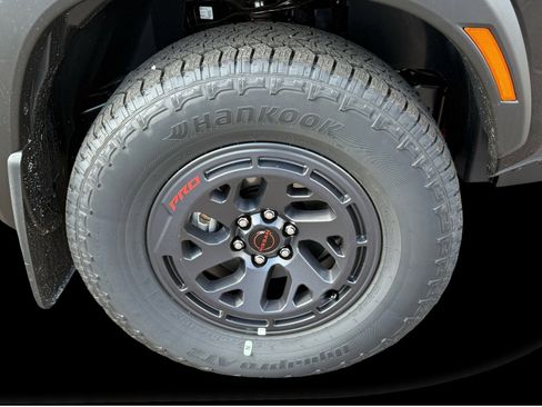 New 2026 Nissan Frontier PRO-4X w/ Pro-4x Convenience Package image 10