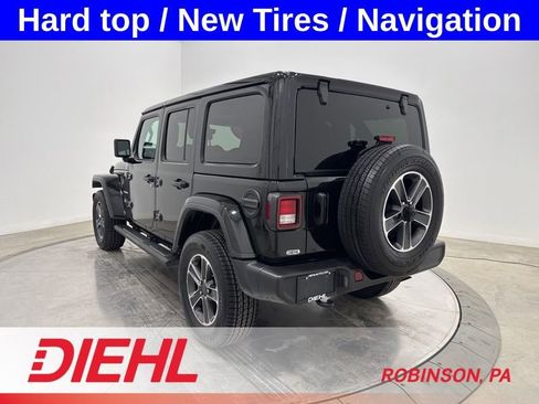 Used 2023 Jeep Wrangler Unlimited Sahara AWD/4WD image 5