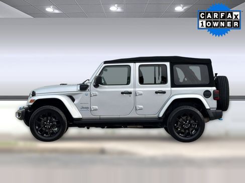 Used 2024 Jeep Wrangler Unlimited Sahara AWD/4WD image 2