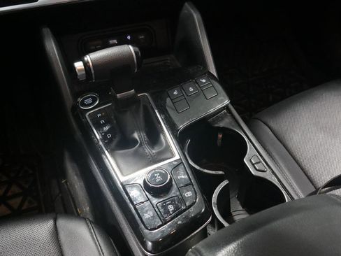 Used 2023 Kia Sportage EX image 24