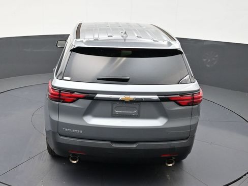 Used 2023 Chevrolet Traverse LS FWD image 15