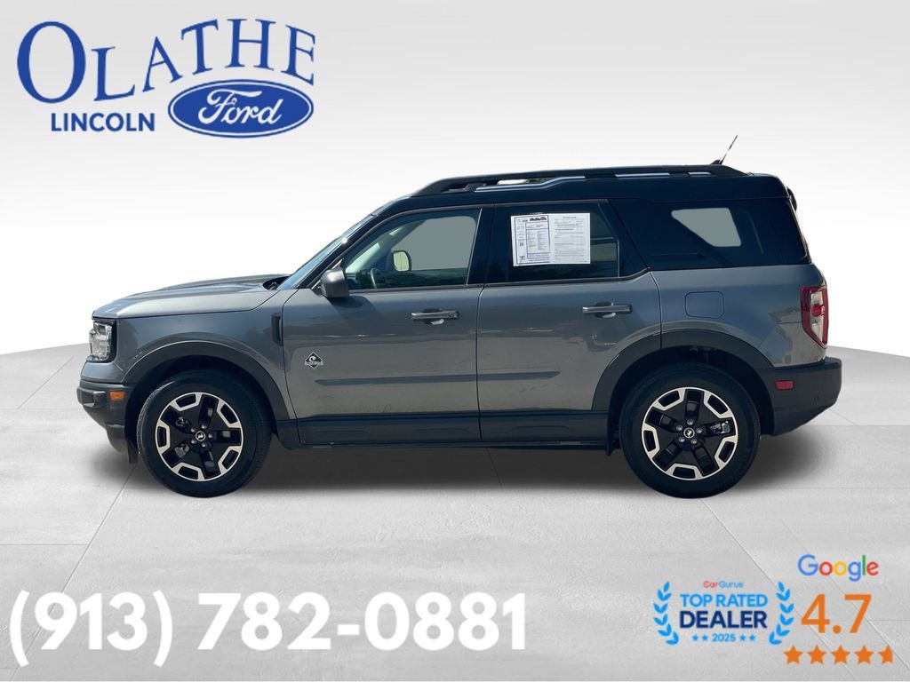 Used 2024 Ford Bronco Sport Outer Banks AWD/4WD image 2
