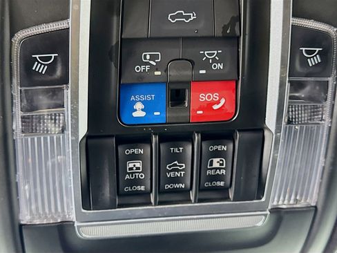 Used 2021 RAM 3500 Laramie image 23