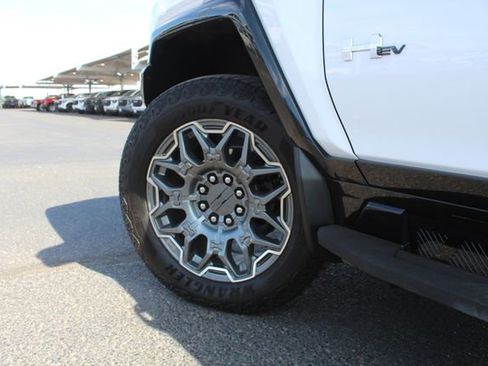 Used 2024 GMC Hummer EV 3X image 13