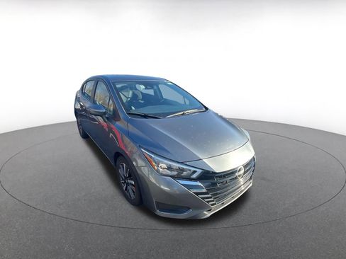 Used 2025 Nissan Sentra S image 3