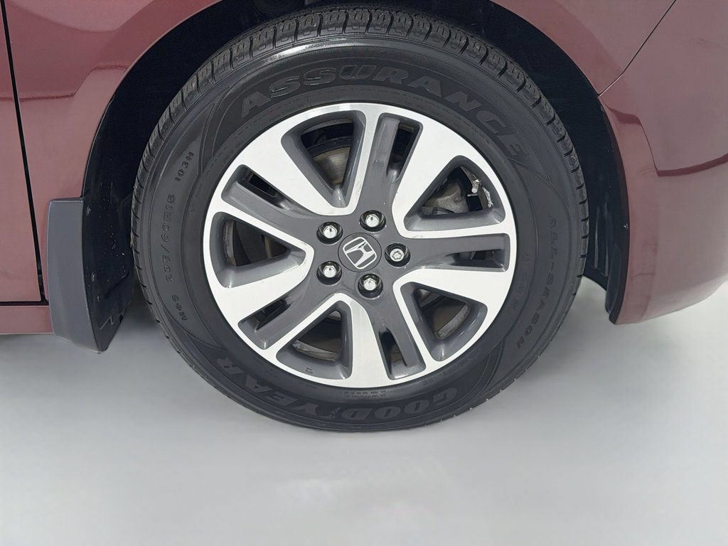 Used 2016 Honda Odyssey Touring Elite image 36