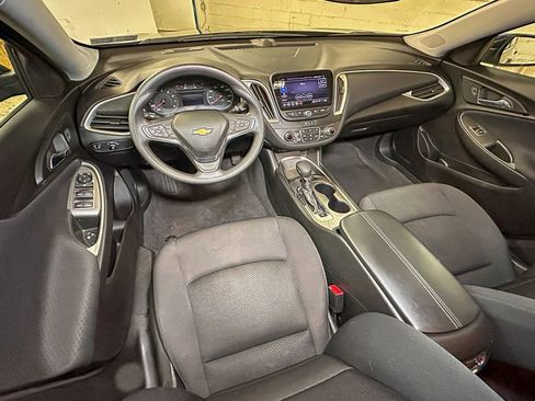 Used 2024 Chevrolet Malibu LT FWD image 12