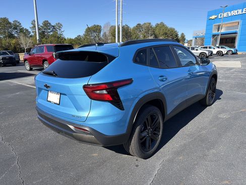 New 2026 Chevrolet Trax ACTIV w/ Sunroof Package image 5