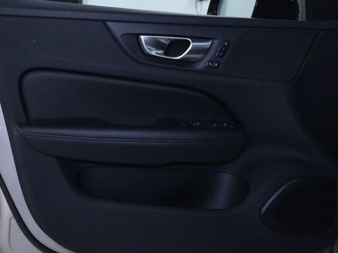 Used 2024 Volvo S60 B5 Core image 13