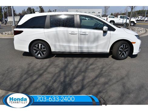 New 2026 Honda Odyssey EX-L image 8