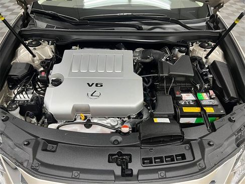 Used 2016 Lexus ES 350 w/ Luxury Package w/Wood Trim image 24