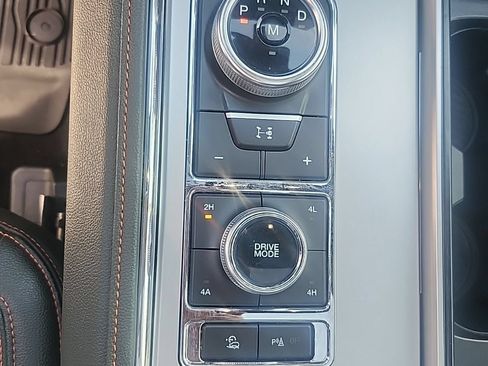 Used 2022 Ford Expedition Timberline AWD/4WD image 16