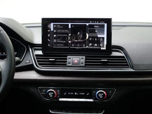 Used 2024 Audi Q5 2.0T Premium Plus AWD/4WD image 33
