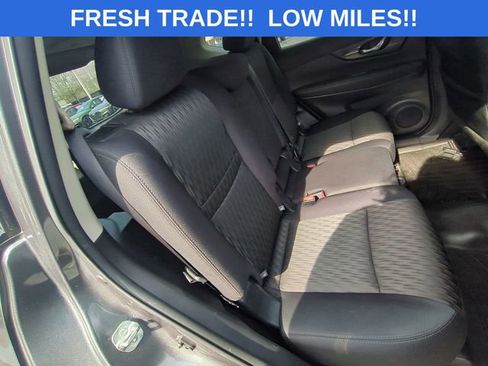 Used 2017 Nissan Rogue SV w/ Sun & Sound Touring Package image 36