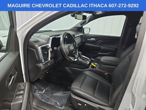 Used 2023 GMC Canyon Elevation w/ Elevation Premium Package AWD/4WD image 28