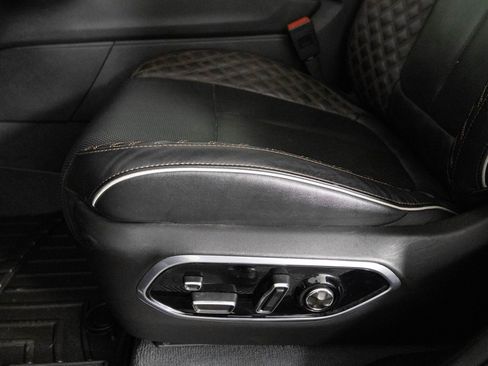 Used 2023 Jeep Grand Cherokee Summit image 22