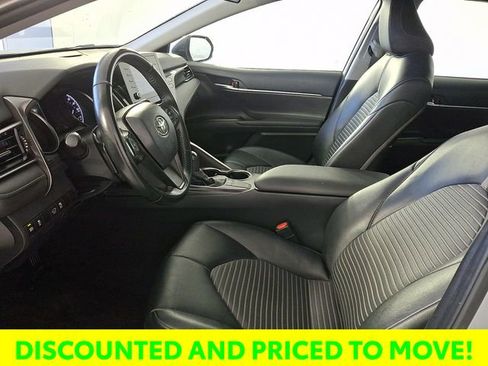 Used 2024 Toyota Camry SE image 15