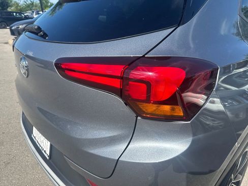 Used 2022 Buick Encore GX Select FWD image 40
