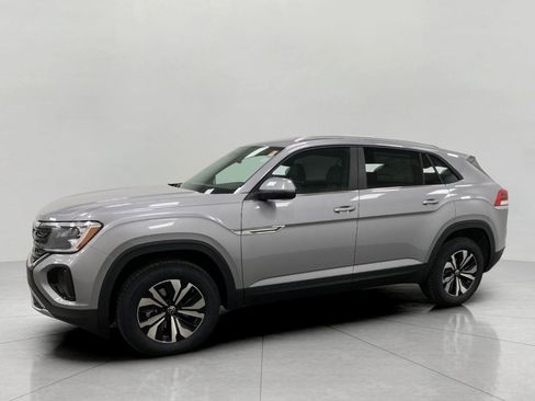 New 2026 Volkswagen Atlas Cross Sport SE image 7