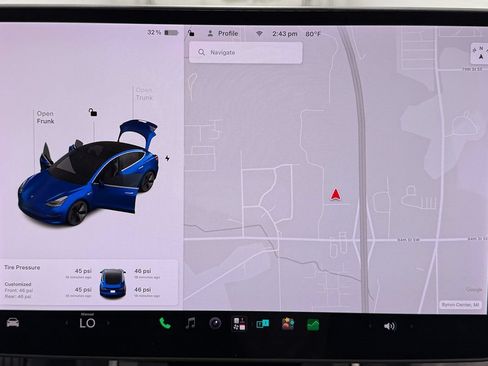 Used 2018 Tesla Model 3 Long Range RWD image 16