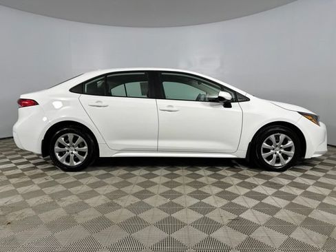 Used 2026 Toyota Corolla LE FWD image 13