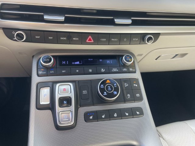 Used 2023 Hyundai Palisade Limited AWD/4WD image 27