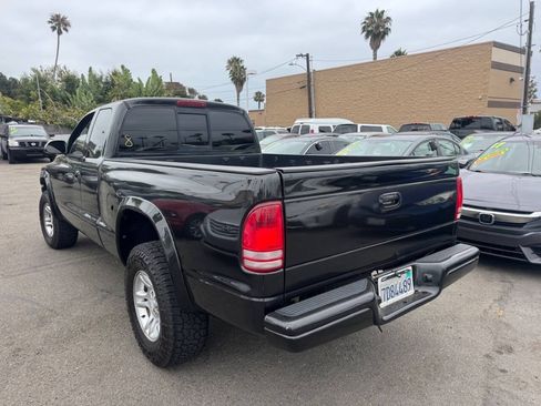 Used 2002 Dodge Dakota SXT RWD image 3