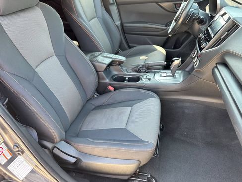 Used 2020 Subaru Crosstrek 2.0i Premium w/ Moonroof Package 2 AWD/4WD image 24