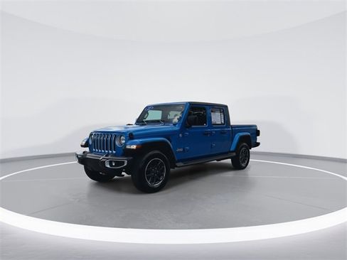 Used 2022 Jeep Gladiator Overland image 4