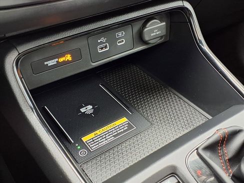 Used 2025 Honda CR-V Sport-L image 13