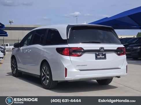 New 2026 Honda Odyssey EX-L image 3