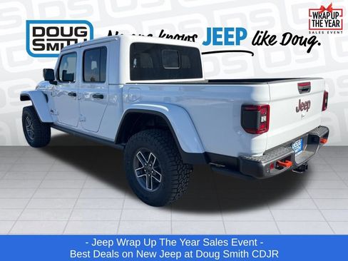 New 2025 Jeep Gladiator Mojave image 32