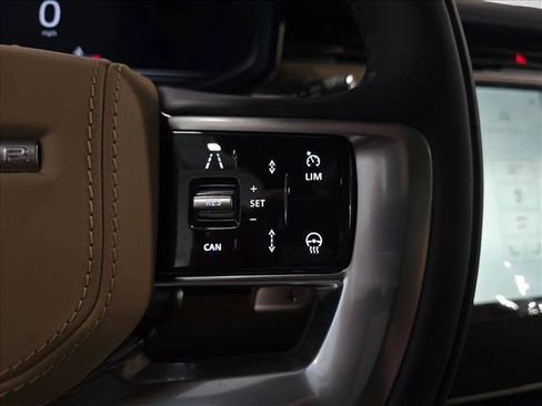 New 2026 Land Rover Range Rover Long Wheelbase SE image 20