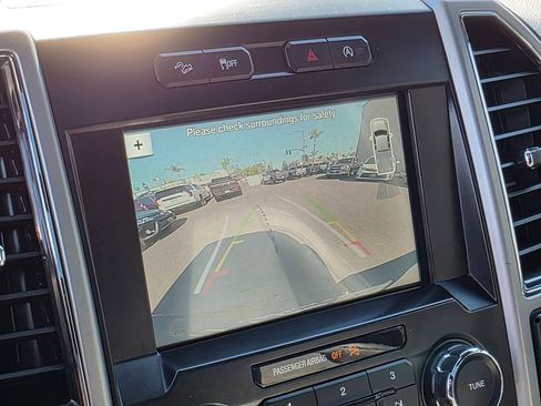 Used 2017 Ford F150 Lariat image 30