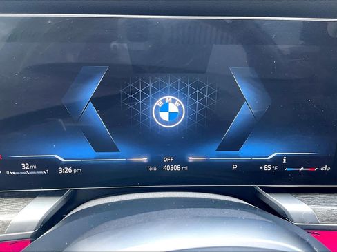 Used 2023 BMW 740i w/ Parking Assistance Package RWD image 26